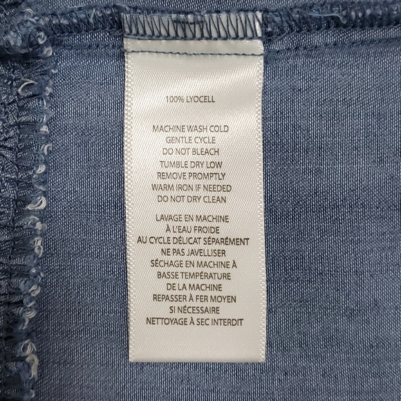 BeachLunchLounge  Chambray Off Shoulder Top Sz. Sm - Picture 7 of 7